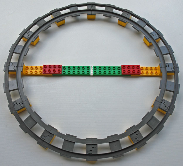 curved rail circle
